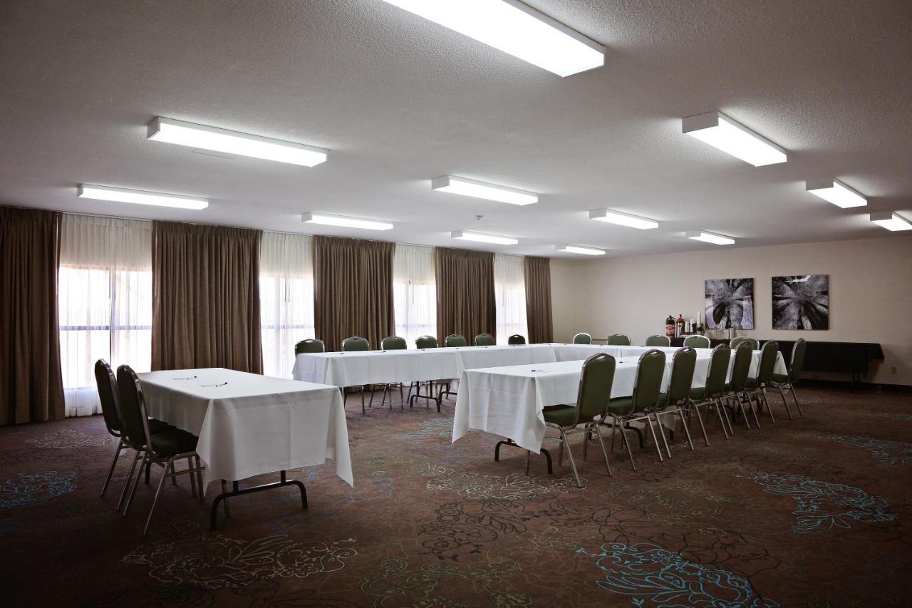 Waterfront Inn New Liskeard 外观 照片
